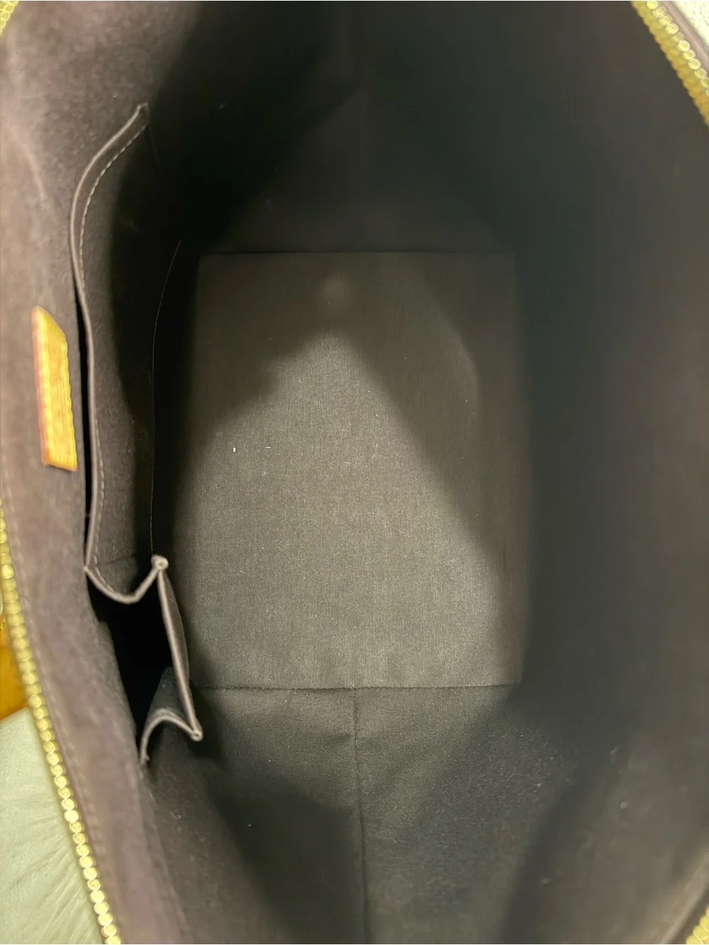 EUC Louis Vuitton Belluve GM Tote Bag with dustbag